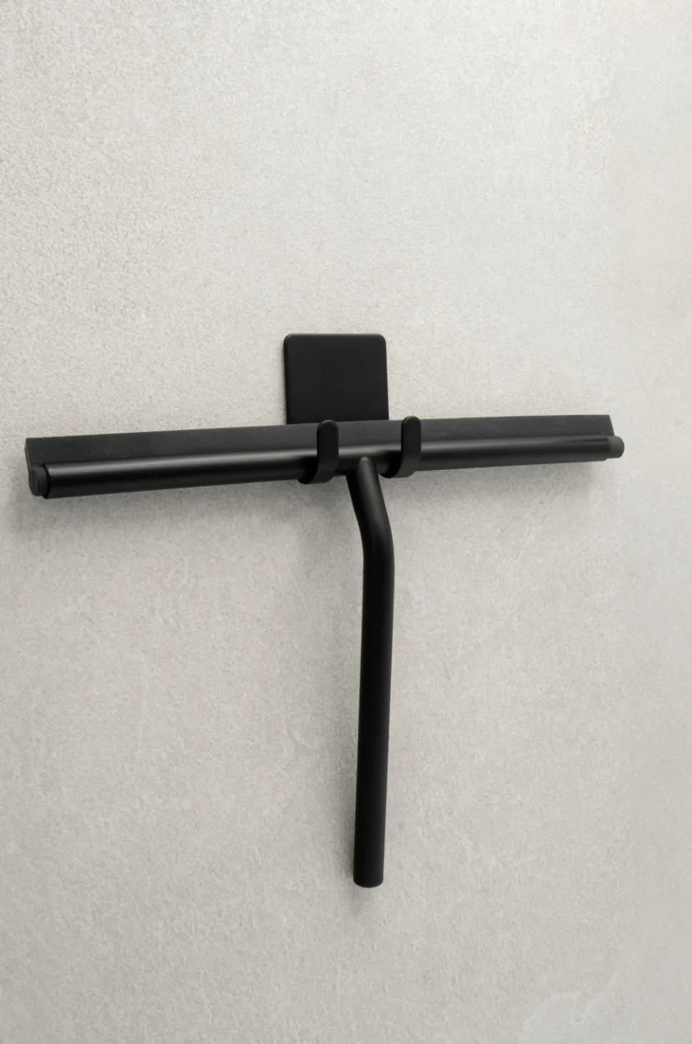 Beslag Design Base - Bruseaftrækker med holder