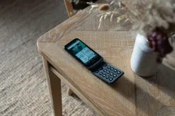 Doro Uro Smartphone 4G Aurora A21