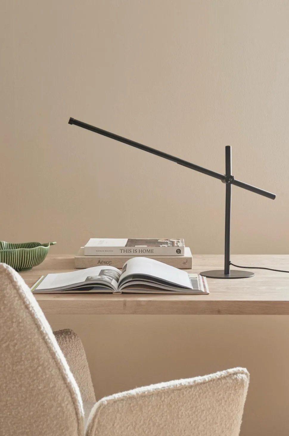 Ellos Home Bordlampe Atom LED