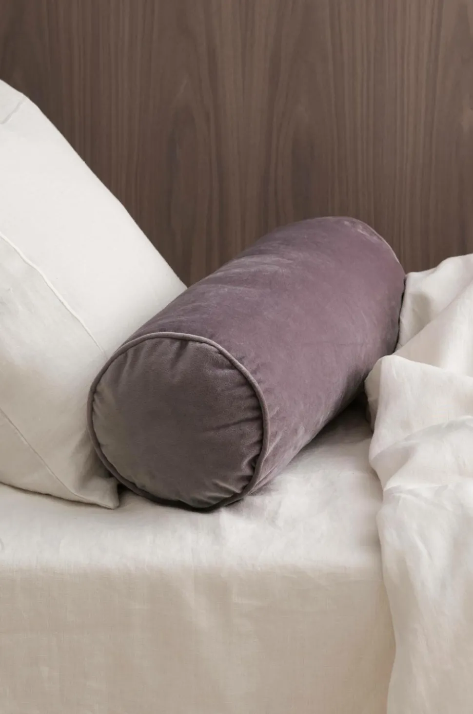 Ellos Home Pølsepude Nora Cylinder i velour