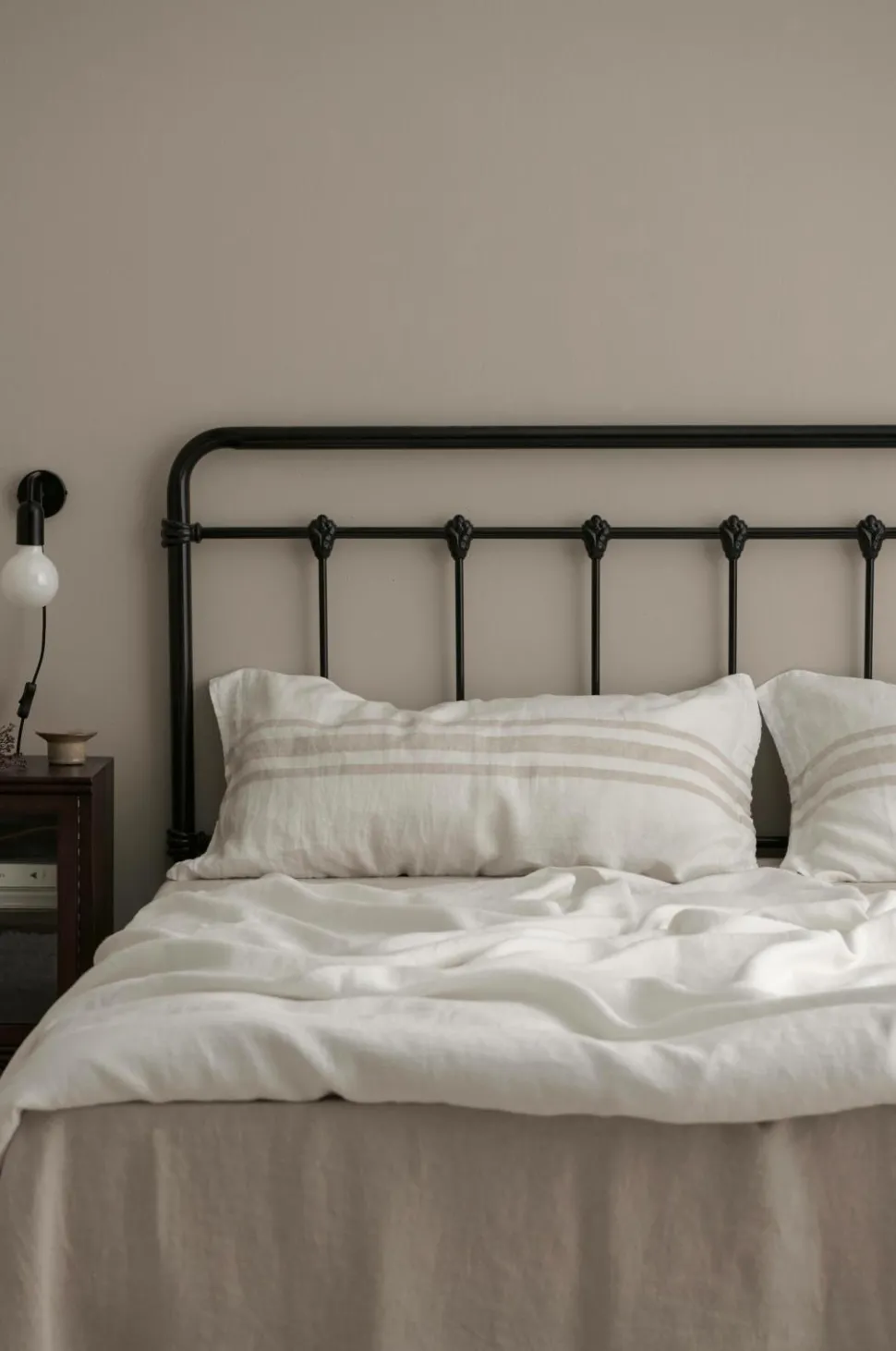 Ellos Home Sengegavl Industriell 180 cm
