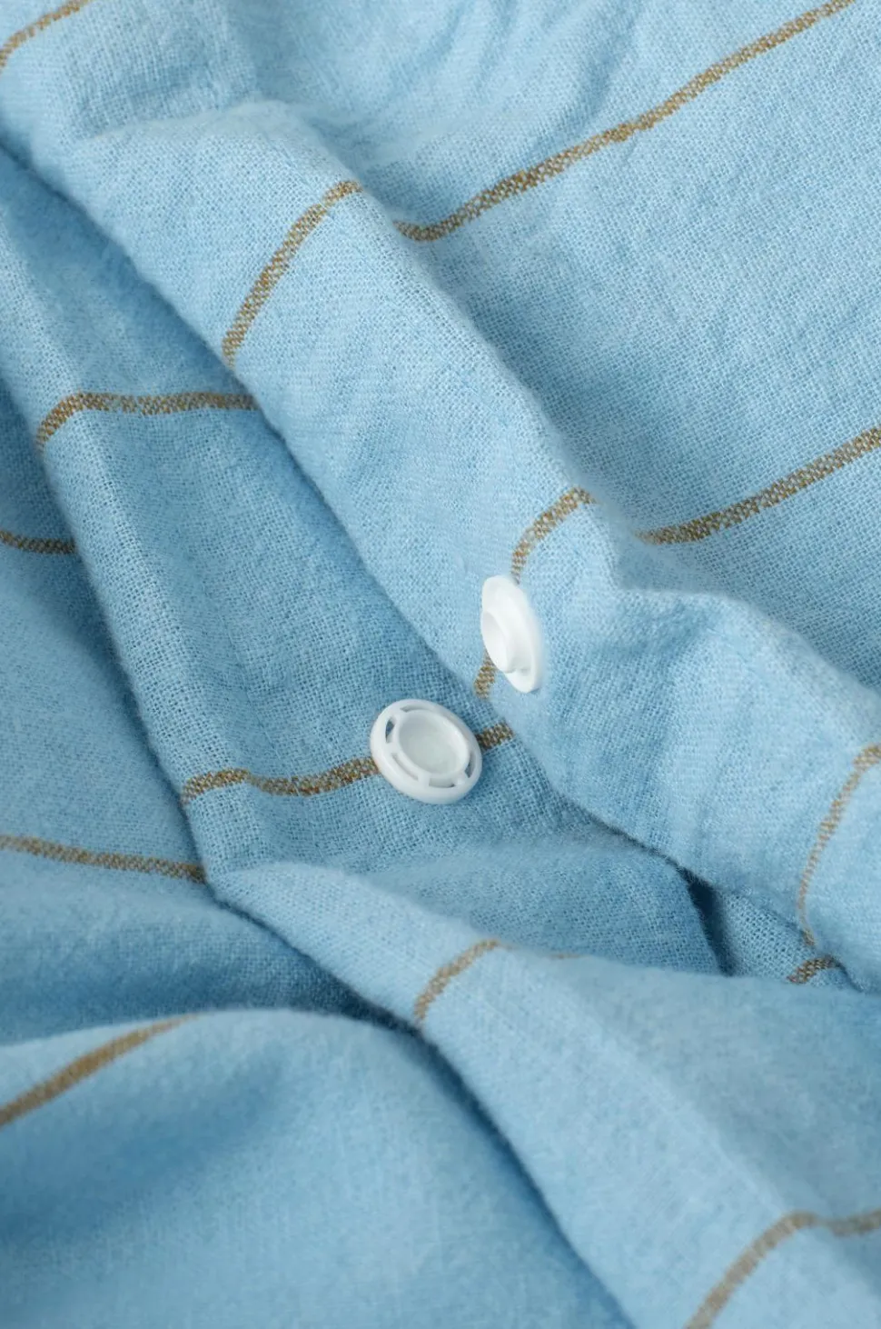 Ellos Home Sengesæt Elly Thin Stripe i genanvendt halvlinned 2 eller 3 stykker