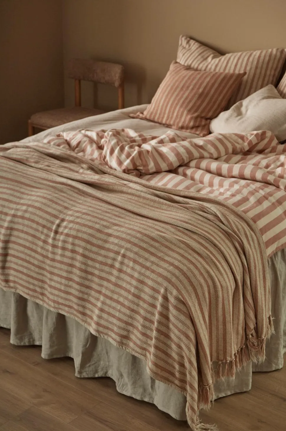 Ellos Home Sengetæppe / plaid Dima