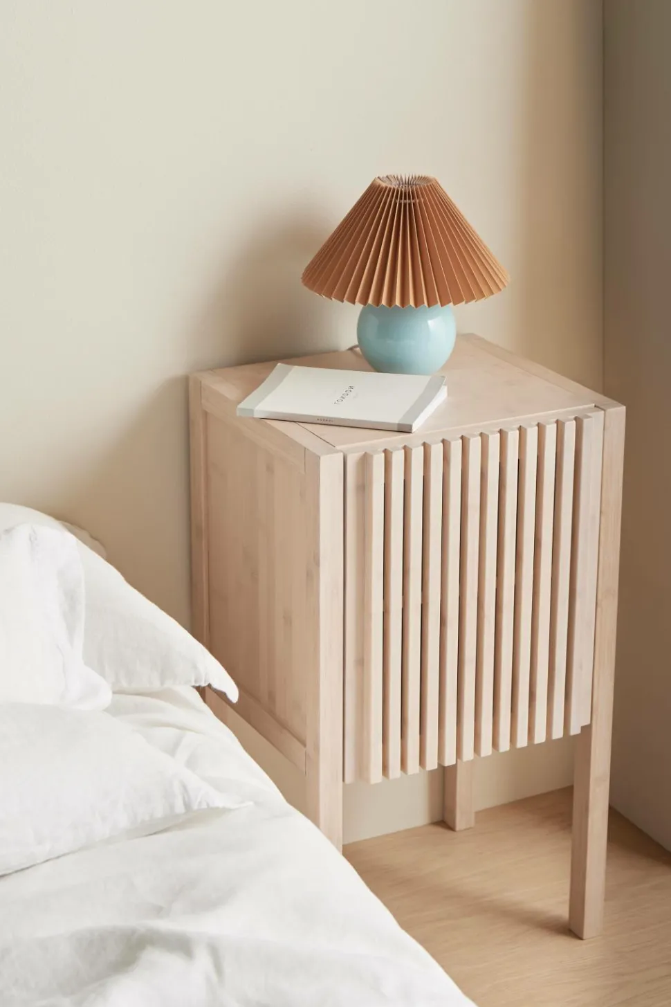 Ellos Home Skab / Sengebord Stripe