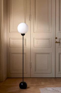 Globen Lighting Gulvlampe Ripley