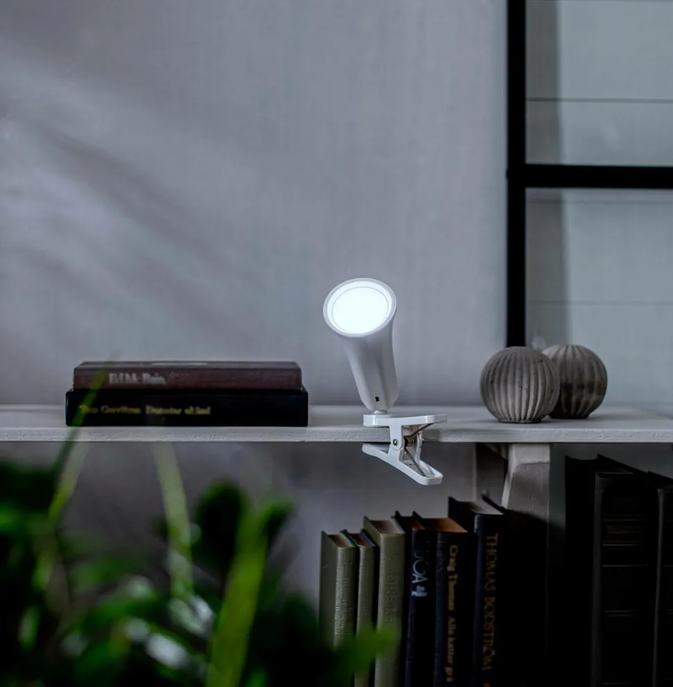 Star Trading Funktionel bordlampe