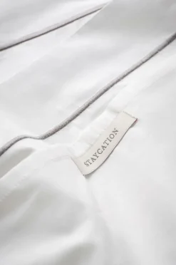 Staycation Sengesæt Careful Line i bomuldspercale 2 eller 3 stykker