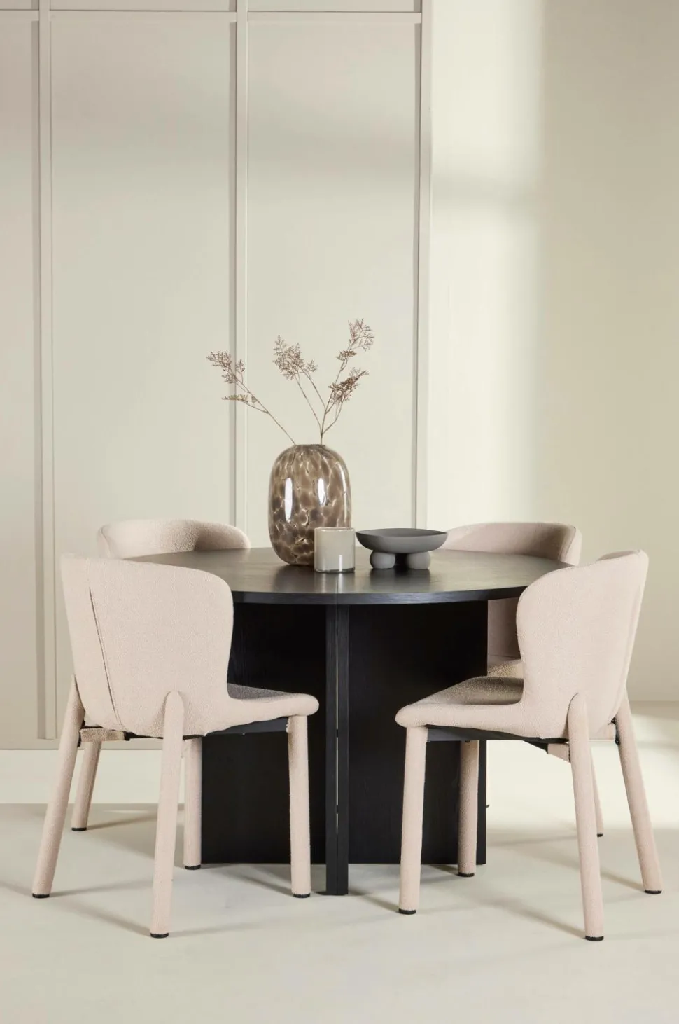 Venture Home Spisebord Strada med Astoria-stol