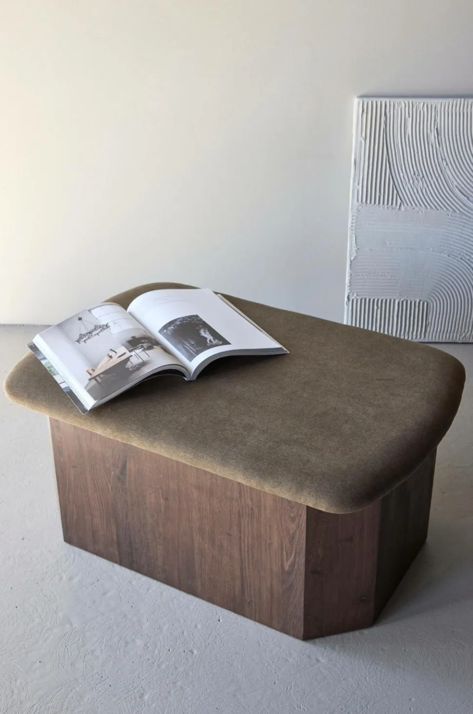 Venture Home Todd ottoman